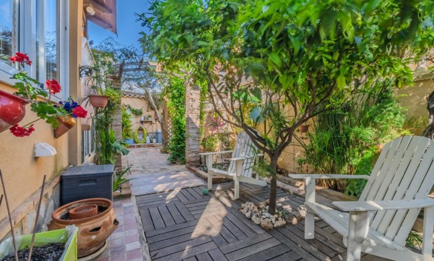 Herverkoop - Quad Villa -
Ciudad Quesada - Lo Marabu