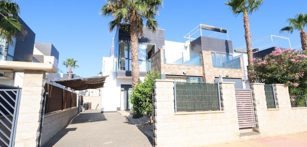 Venta - Semi -
Orihuela Costa - Lomas de Cabo Roig-Los Dolses