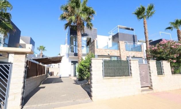 Venta - Semi -
Orihuela Costa - Lomas de Cabo Roig-Los Dolses