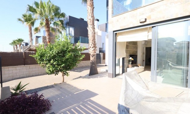 Venta - Semi -
Orihuela Costa - Lomas de Cabo Roig-Los Dolses