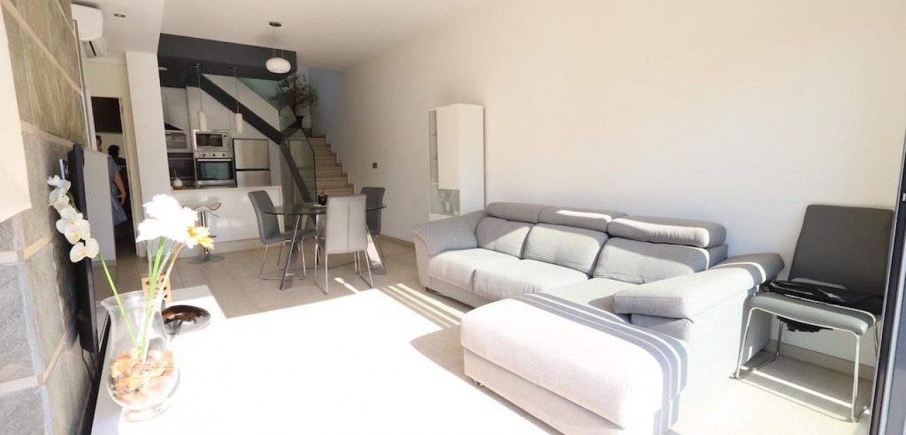 Venta - Semi -
Orihuela Costa - Lomas de Cabo Roig-Los Dolses