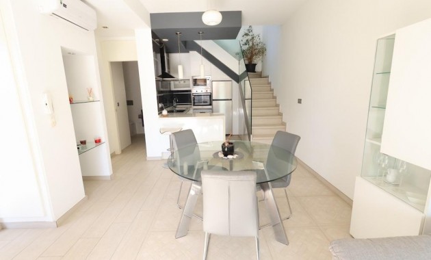 Venta - Semi -
Orihuela Costa - Lomas de Cabo Roig-Los Dolses