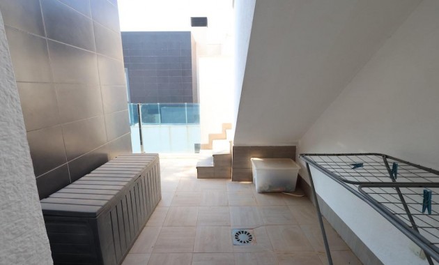 Venta - Semi -
Orihuela Costa - Lomas de Cabo Roig-Los Dolses