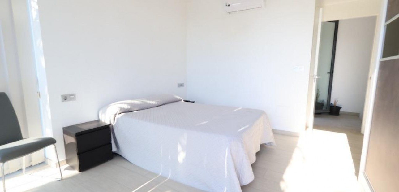 Venta - Semi -
Orihuela Costa - Lomas de Cabo Roig-Los Dolses