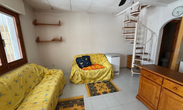 Herverkoop - Villa -
Torrevieja - La Siesta - El Salado - Torreta