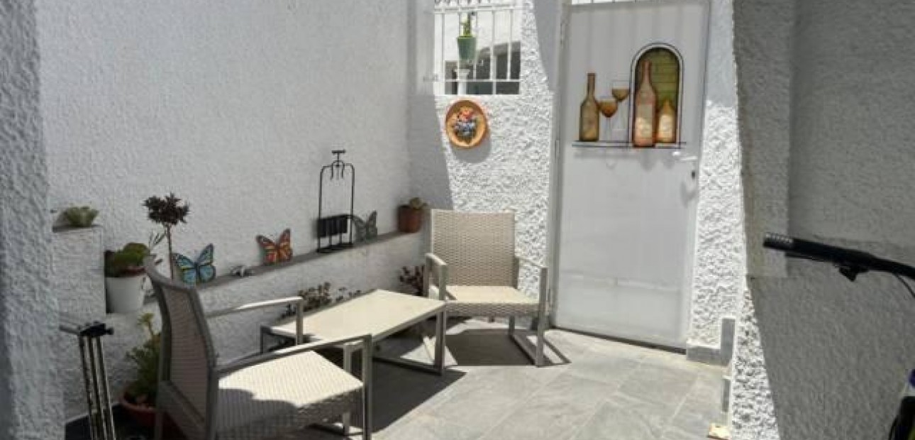 Venta - Bungalow -
Torrevieja - Torretas