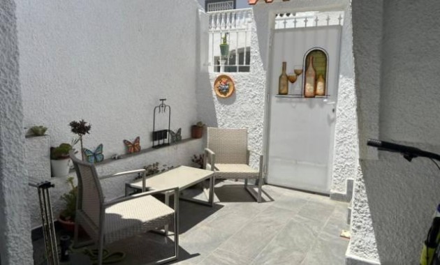 Venta - Bungalow -
Torrevieja - Torretas