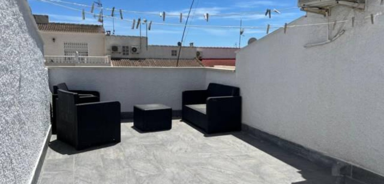 Venta - Bungalow -
Torrevieja - Torretas