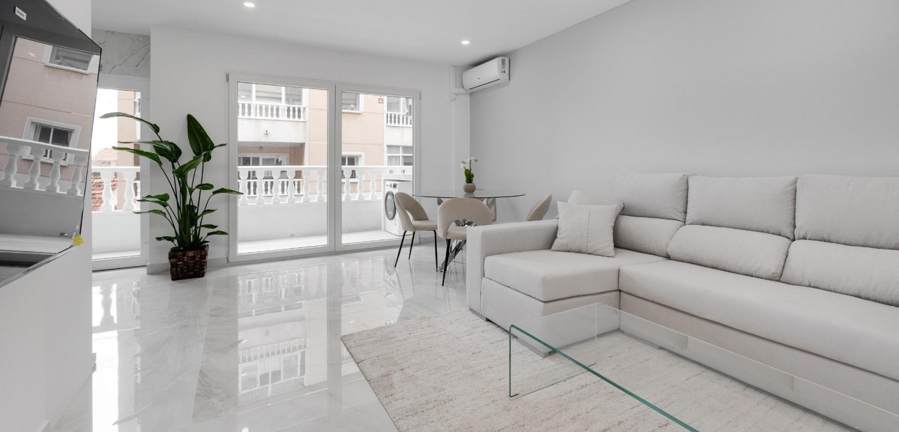 Herverkoop - Appartement / flat -
Torrevieja - torrevieja