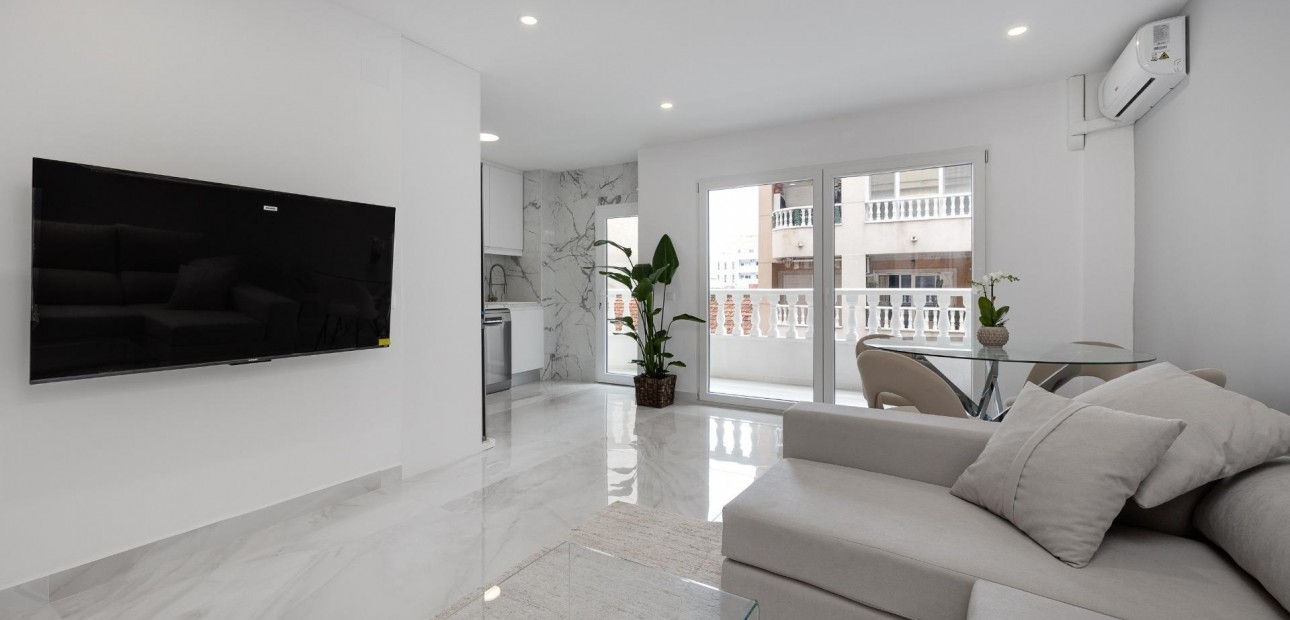 Herverkoop - Appartement / flat -
Torrevieja - torrevieja