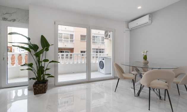 Herverkoop - Appartement / flat -
Torrevieja - torrevieja