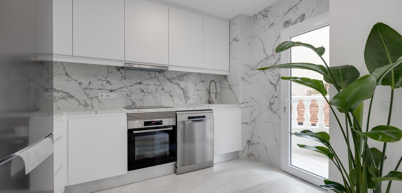 Herverkoop - Appartement / flat -
Torrevieja - torrevieja