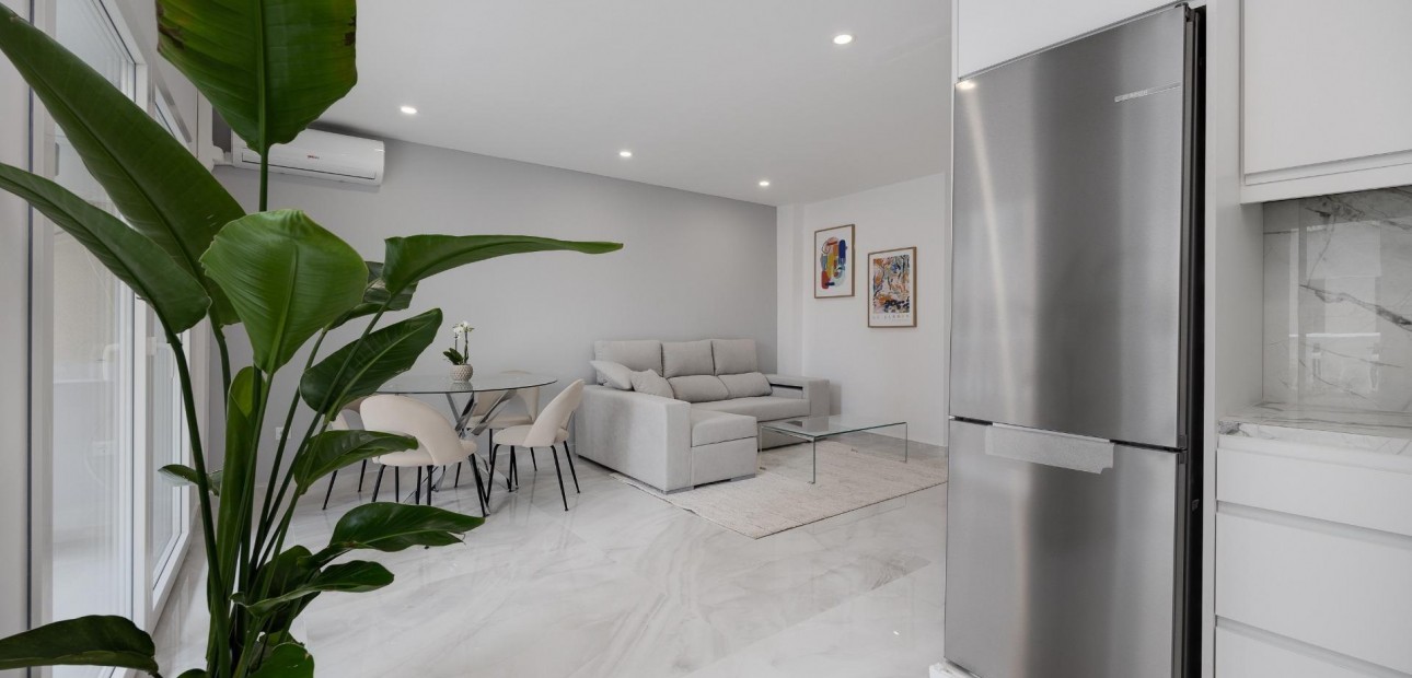 Herverkoop - Appartement / flat -
Torrevieja - torrevieja