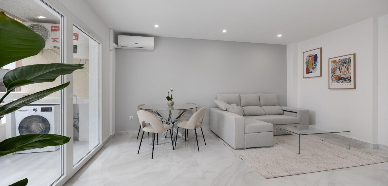 Herverkoop - Appartement / flat -
Torrevieja - torrevieja