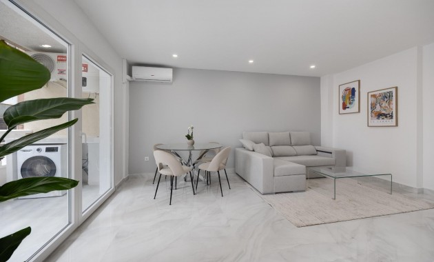 Herverkoop - Appartement / flat -
Torrevieja - torrevieja