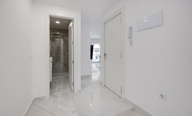 Herverkoop - Appartement / flat -
Torrevieja - torrevieja