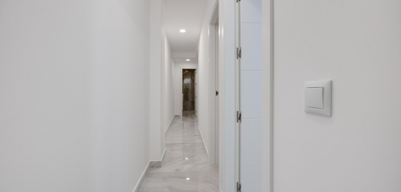 Herverkoop - Appartement / flat -
Torrevieja - torrevieja