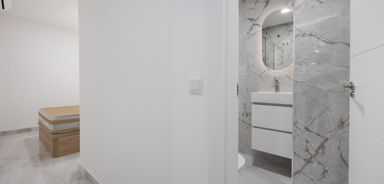 Herverkoop - Appartement / flat -
Torrevieja - torrevieja