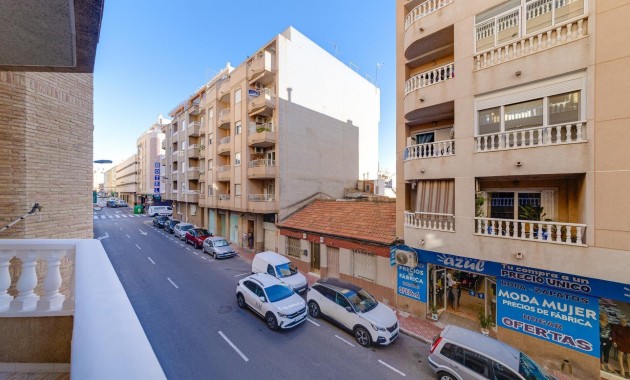 Herverkoop - Appartement / flat -
Torrevieja - torrevieja