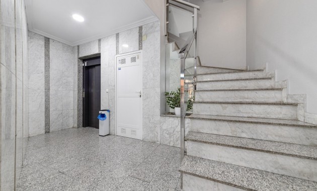 Herverkoop - Appartement / flat -
Torrevieja - torrevieja