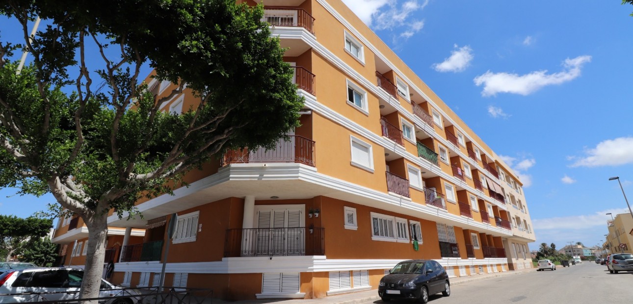 Venta - Apartamento / piso -
Rojales - Los Palacios