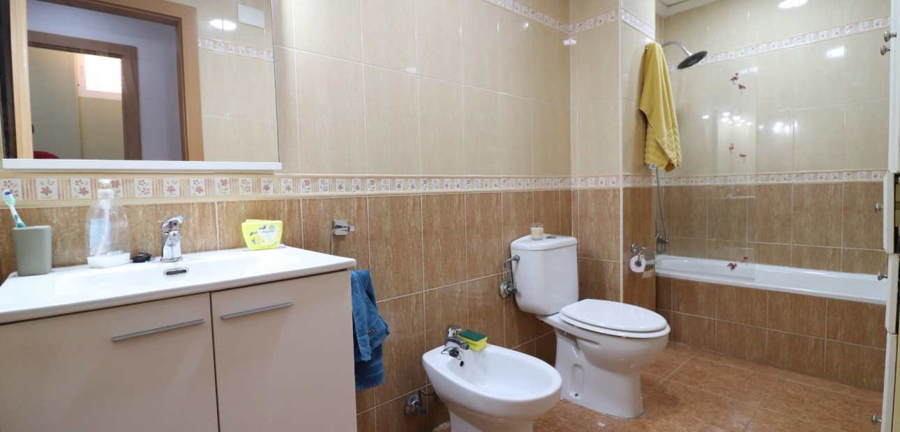Venta - Apartamento / piso -
Rojales - Los Palacios
