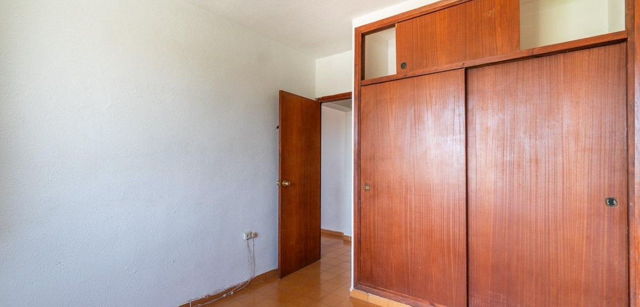 Venta - Apartamento / piso -
Orihuela Costa - La Regia
