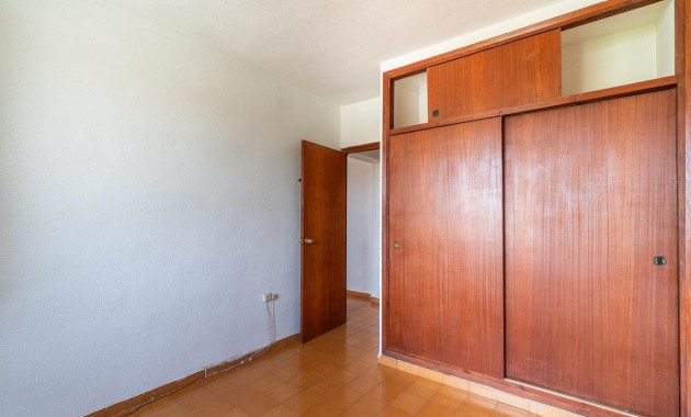 Venta - Apartamento / piso -
Orihuela Costa - La Regia