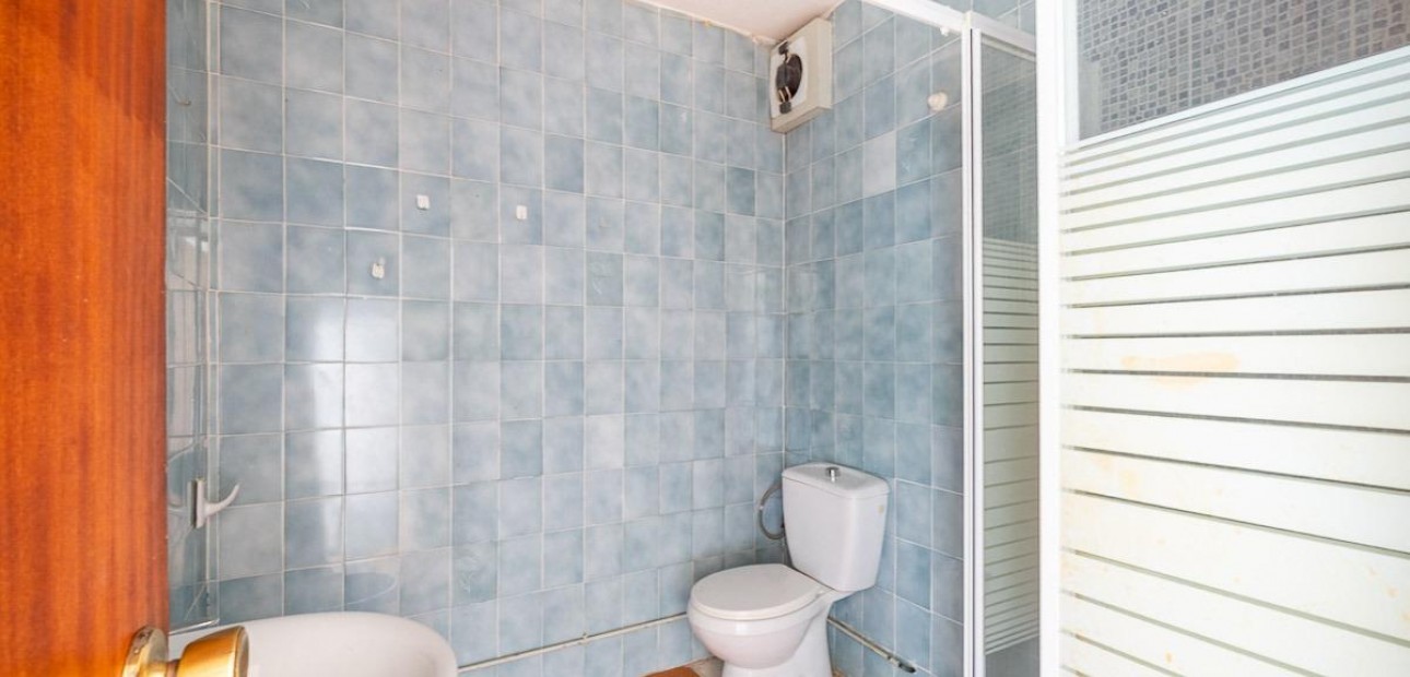 Venta - Apartamento / piso -
Orihuela Costa - La Regia