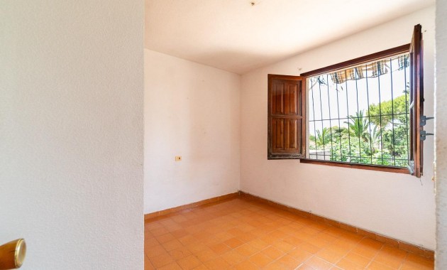 Venta - Apartamento / piso -
Orihuela Costa - La Regia