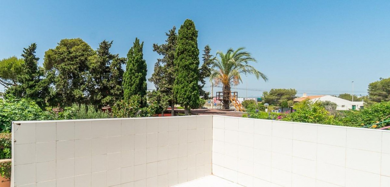 Venta - Apartamento / piso -
Orihuela Costa - La Regia
