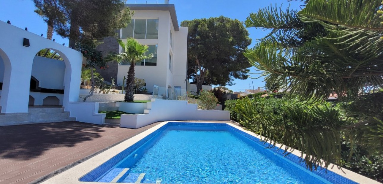 Nueva construcción  - Villa -
Los Balcones, Torrevieja - Los Balcones
