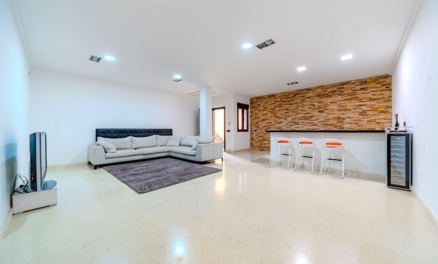 Sale - Villa -
Cabo Roig