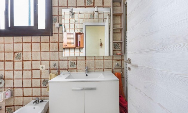 Venta - Apartamento / piso -
Torrevieja - Acequion
