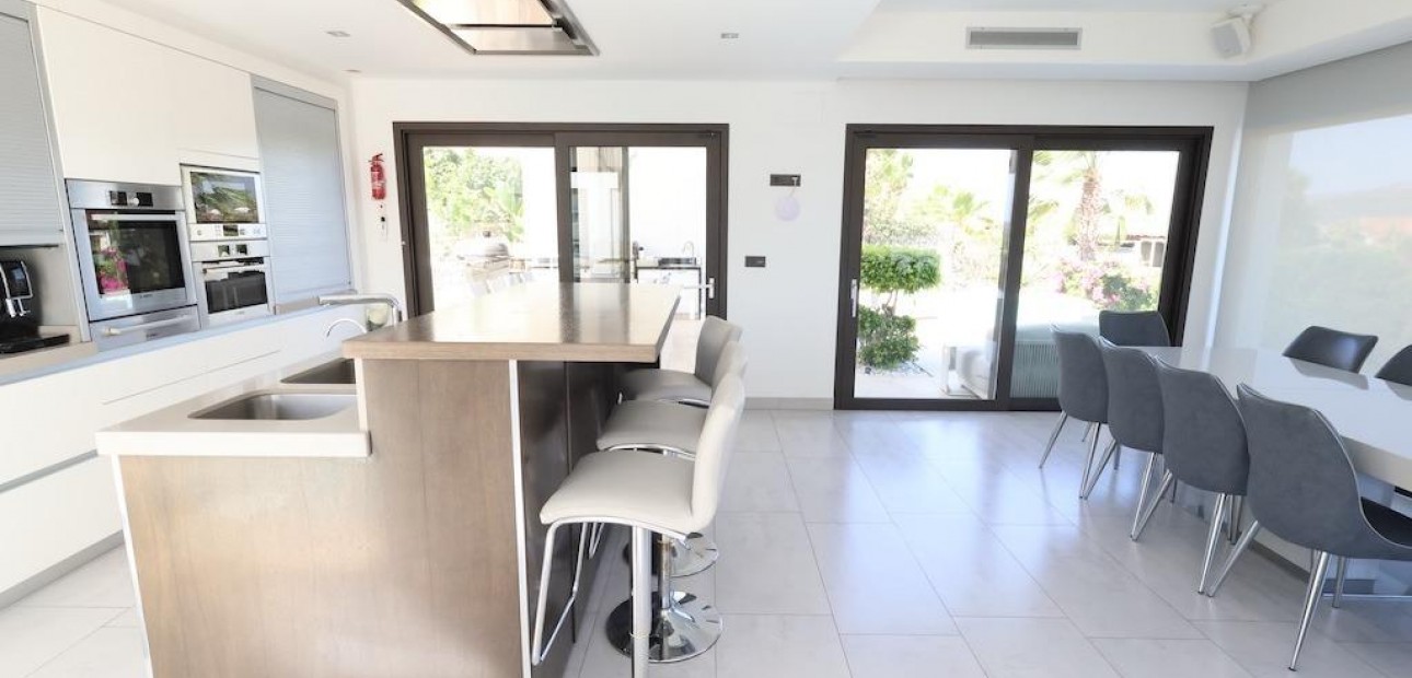 Venta - Villa -
Jávea - Xàbia - Monte Olimpo