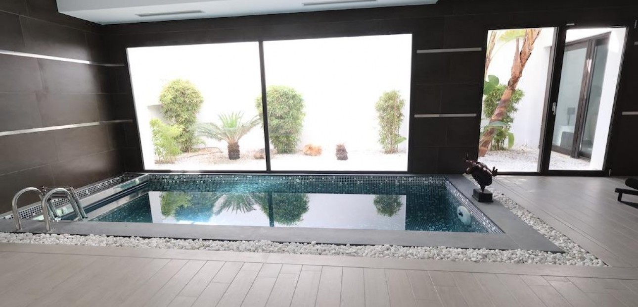 Venta - Villa -
Jávea - Xàbia - Monte Olimpo