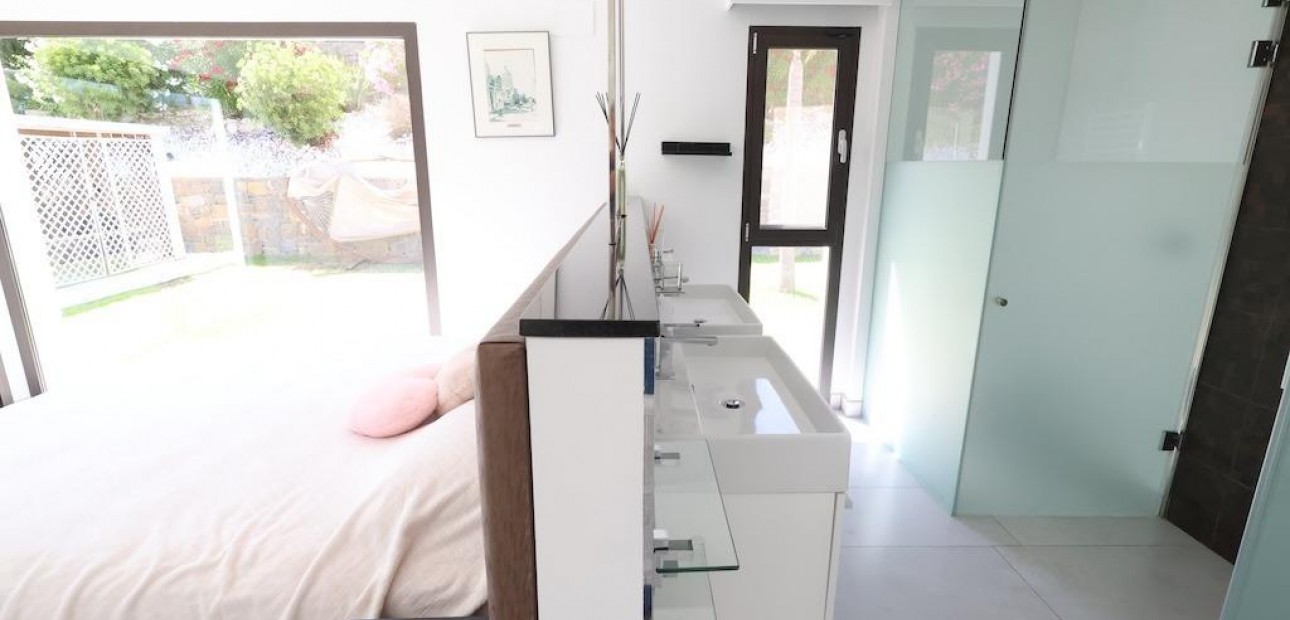 Venta - Villa -
Jávea - Xàbia - Monte Olimpo