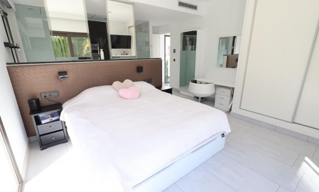 Venta - Villa -
Jávea - Xàbia - Monte Olimpo