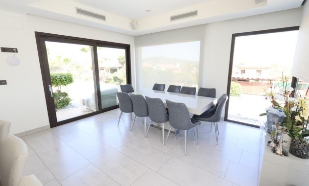 Venta - Villa -
Jávea - Xàbia - Monte Olimpo