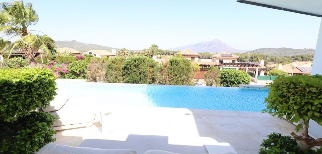Venta - Villa -
Jávea - Xàbia - Monte Olimpo