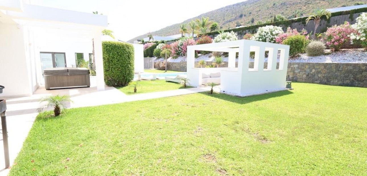 Venta - Villa -
Jávea - Xàbia - Monte Olimpo