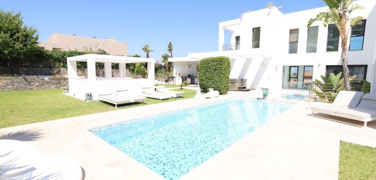 Venta - Villa -
Jávea - Xàbia - Monte Olimpo