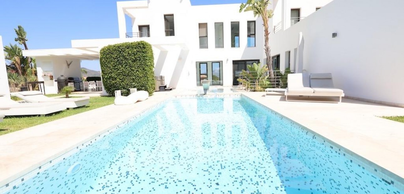 Venta - Villa -
Jávea - Xàbia - Monte Olimpo