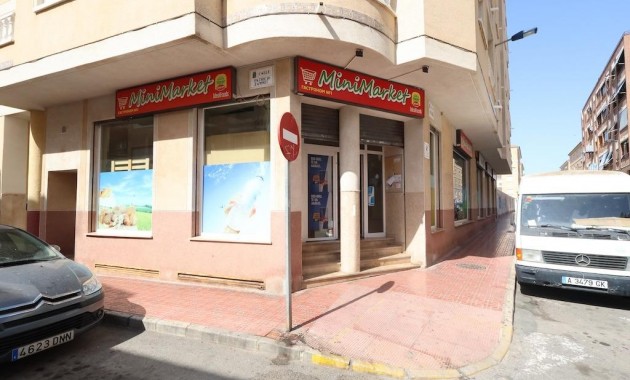 Sale - Commercial Unit -
Torrevieja - Estacion de autobuses