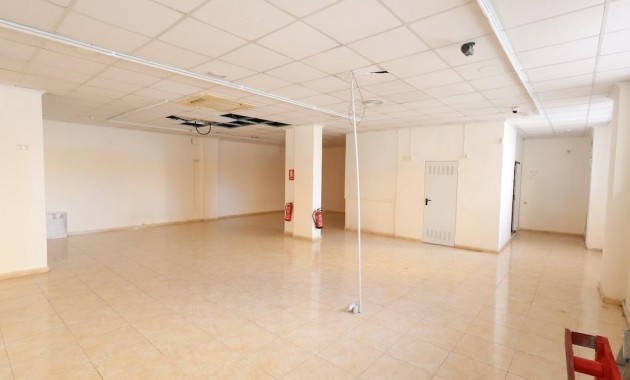 Sale - Commercial Unit -
Torrevieja - Estacion de autobuses