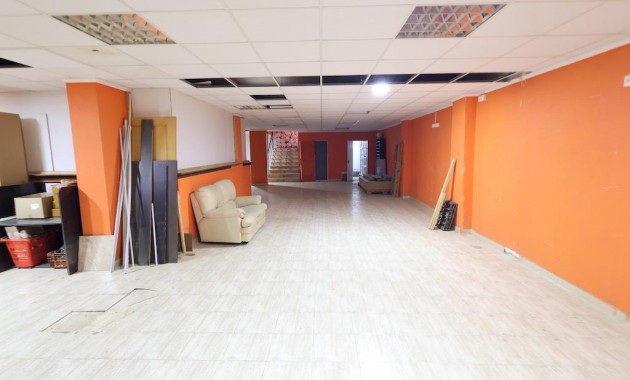 Sale - Commercial Unit -
Torrevieja - Estacion de autobuses