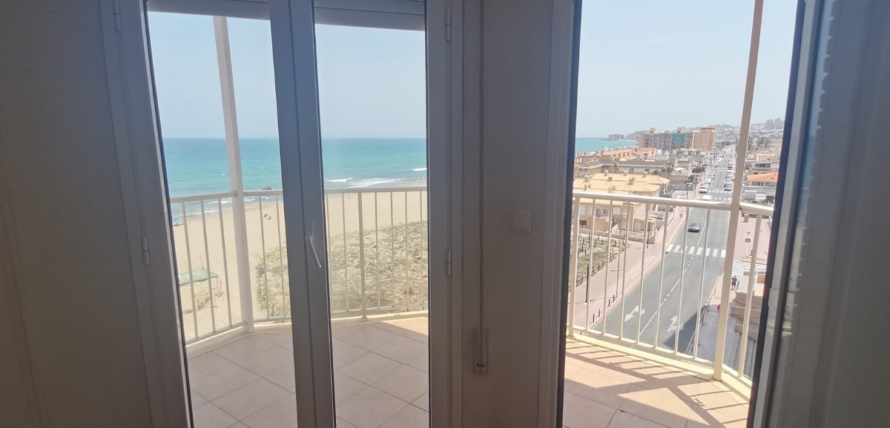 Sale - Penthouse -
Torrevieja - Torrelamata - La Mata