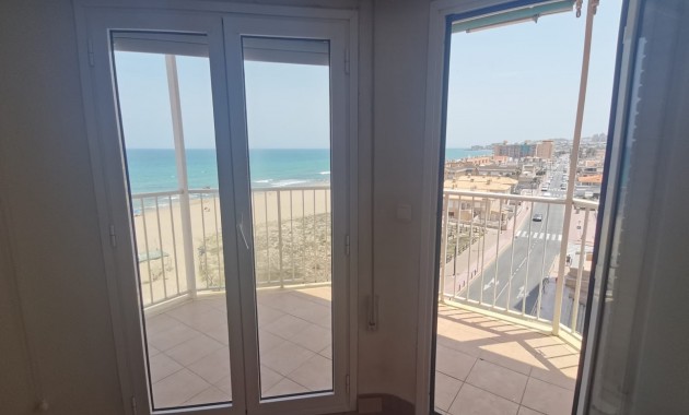 Sale - Penthouse -
Torrevieja - Torrelamata - La Mata