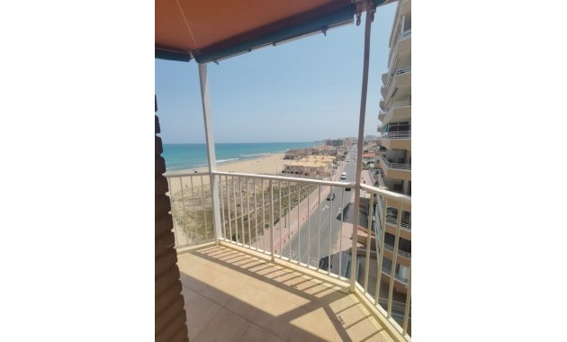 Sale - Penthouse -
Torrevieja - Torrelamata - La Mata