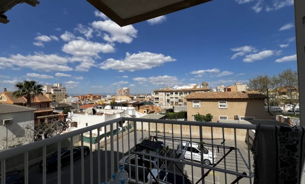 Sale - Apartment / flat -
Torrevieja - Torrevieja - Centre